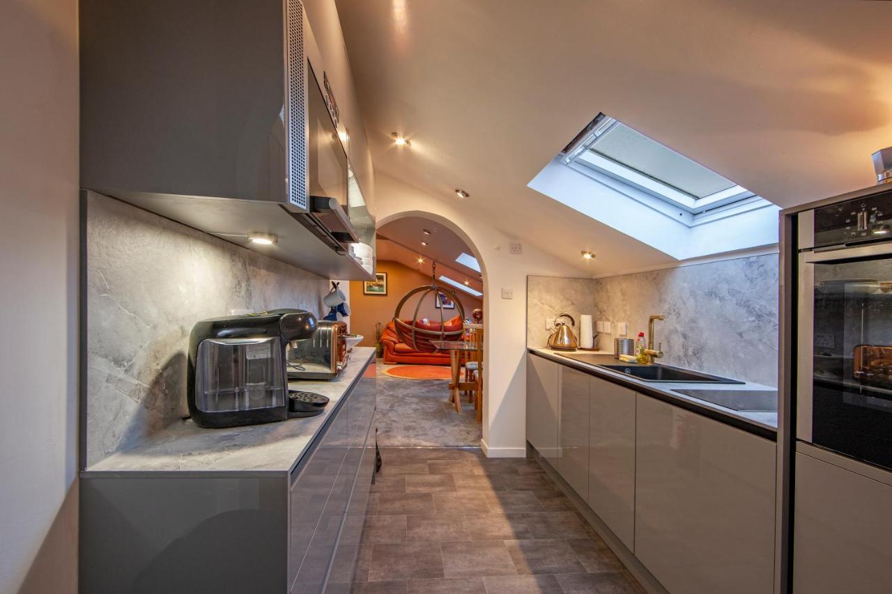 Premium 2Nd Floor 2 Bed Apt Sleeps 4 Adults In Oban Town Eksteriør billede