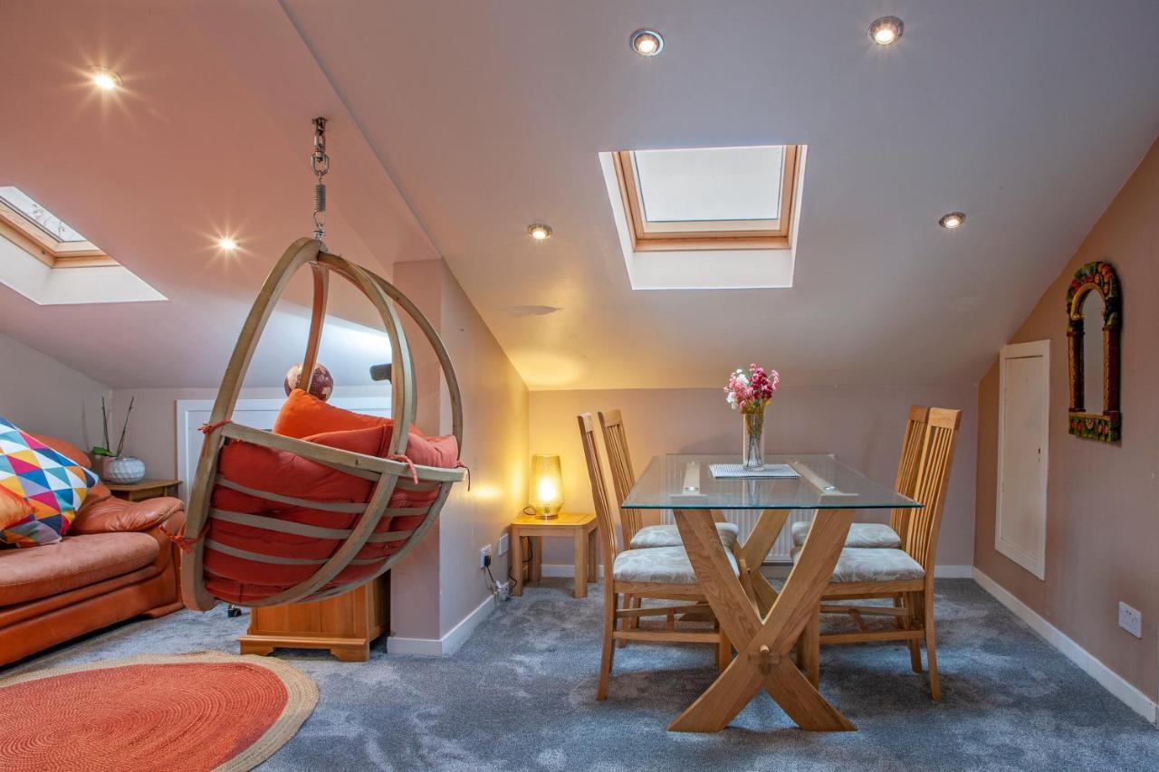 Premium 2Nd Floor 2 Bed Apt Sleeps 4 Adults In Oban Town Eksteriør billede